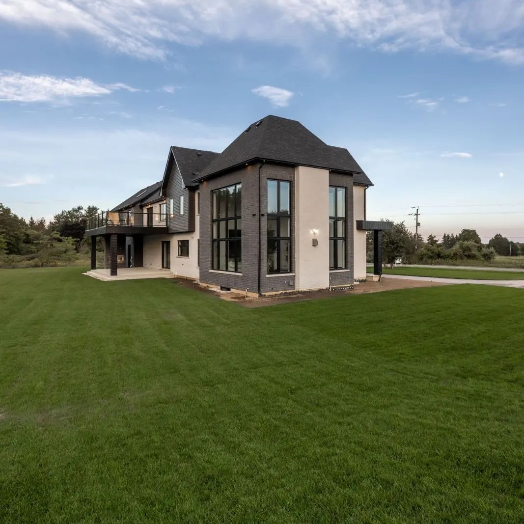 Luxury Custom Home Builders Toronto | RS Homes